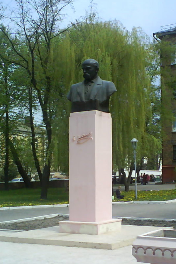 Taras Shevchenko monument in Vinnytsia