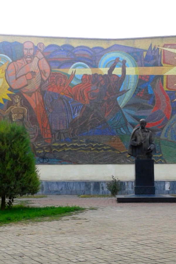 Taras Shevchenko monument in Tashkent