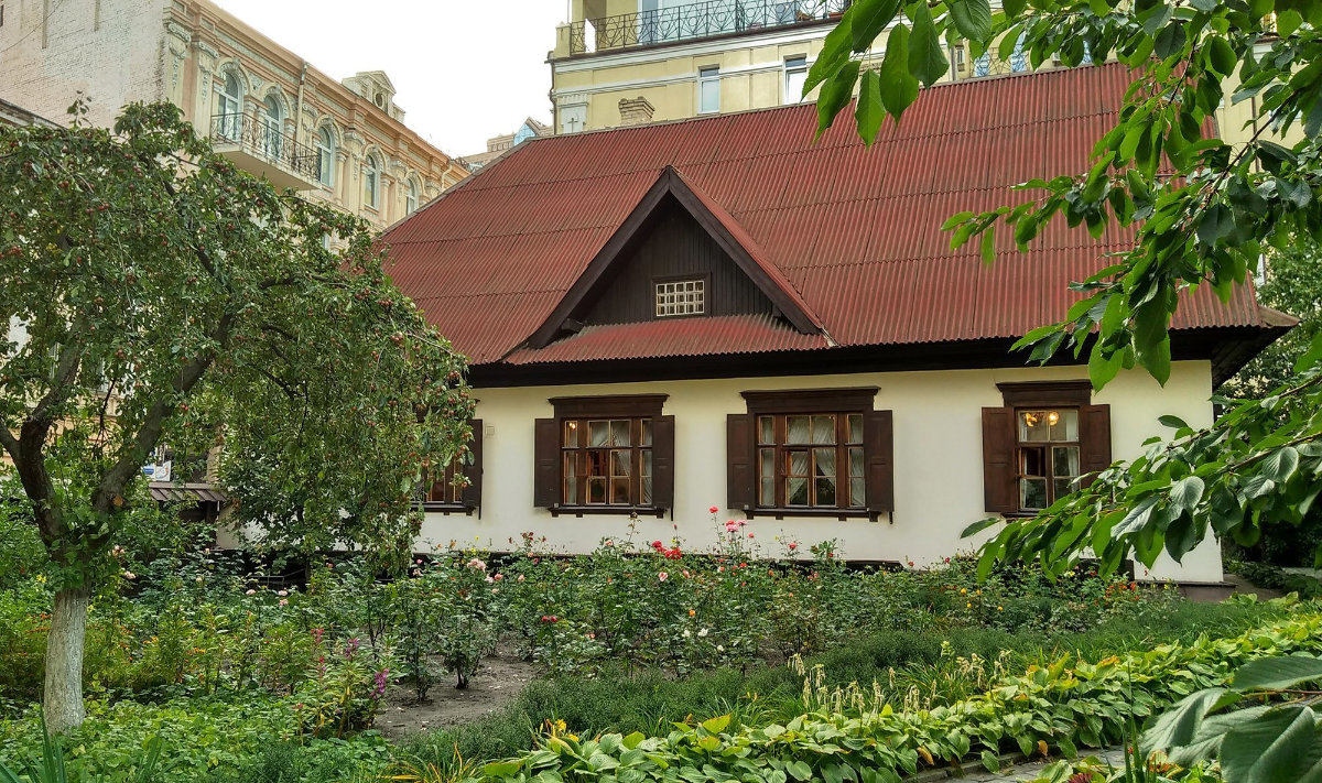 Literary Memorial House - Museum of Taras Shevchenko
