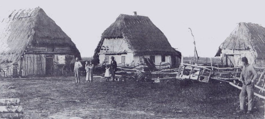 A homestead of a Ukrainian immigrant family, Stuartburn, Manitoba, Early 1900s 